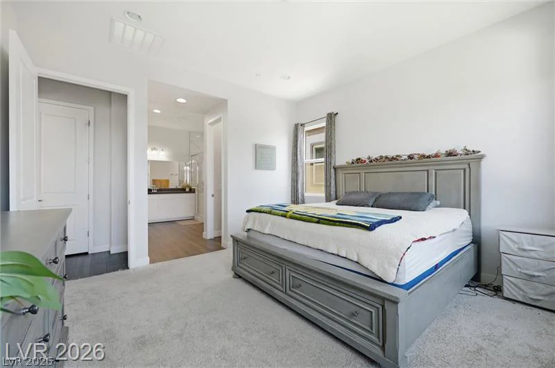 835 Silverton Springs, Henderson, NV 89011