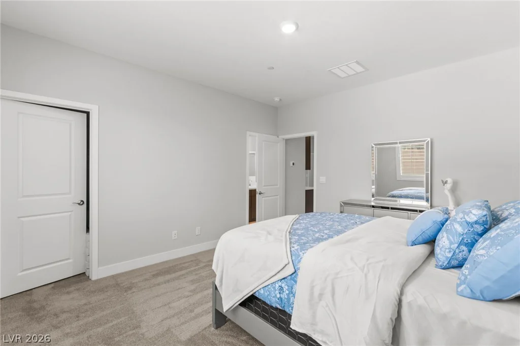 7847 Skyler Falls, North Las Vegas, NV 89084