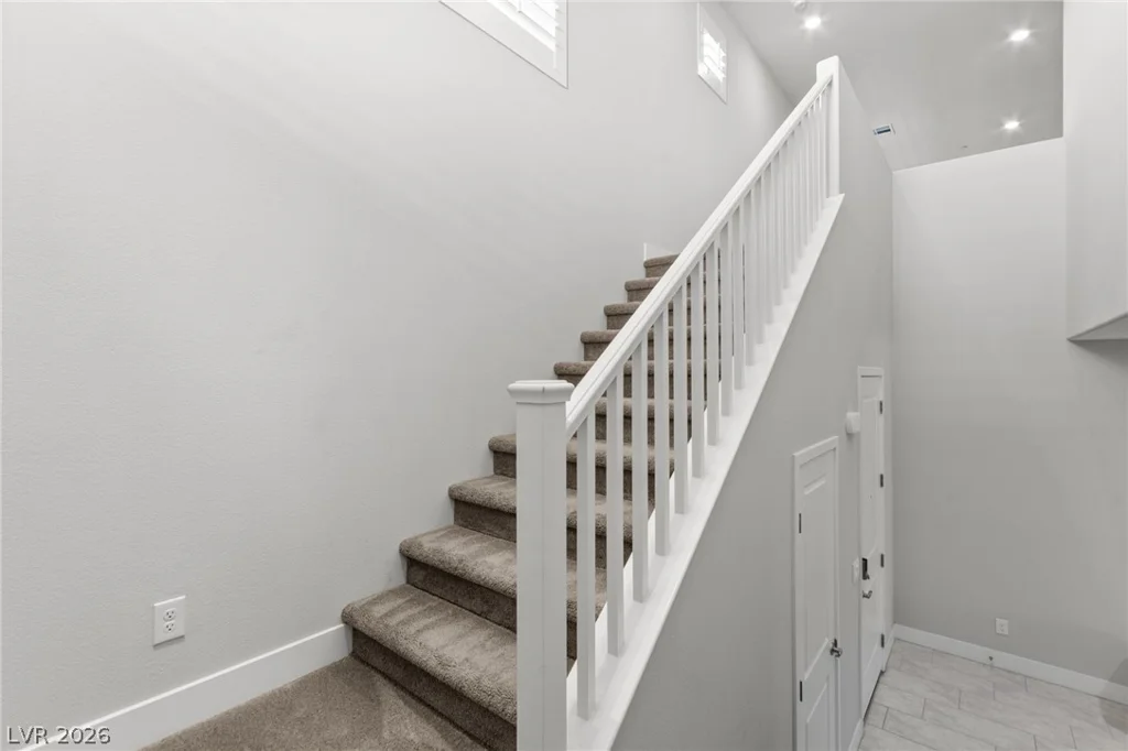 7847 Skyler Falls, North Las Vegas, NV 89084