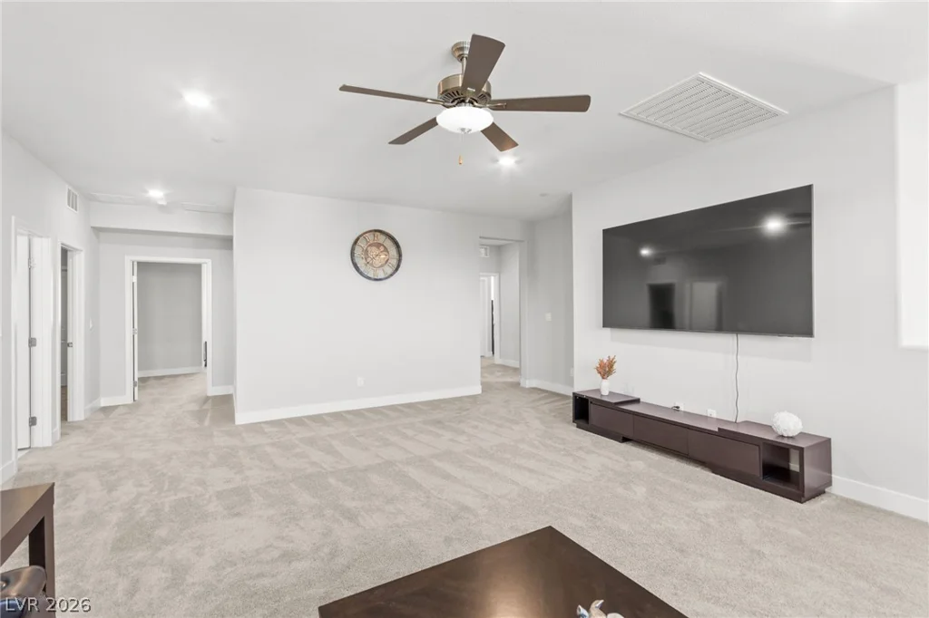 7847 Skyler Falls, North Las Vegas, NV 89084