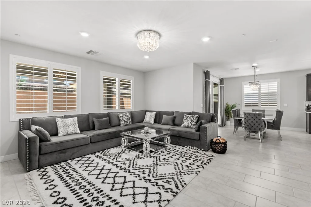 7847 Skyler Falls, North Las Vegas, NV 89084