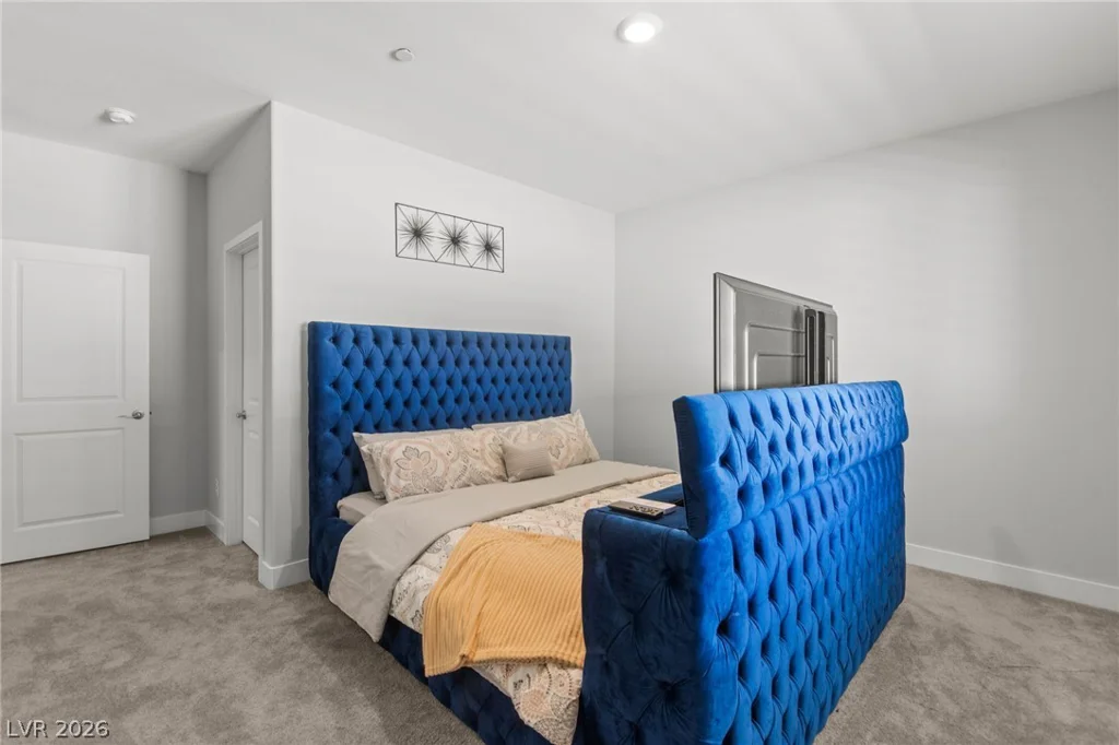 7847 Skyler Falls, North Las Vegas, NV 89084