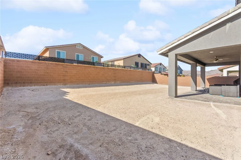 7847 Skyler Falls, North Las Vegas, NV 89084