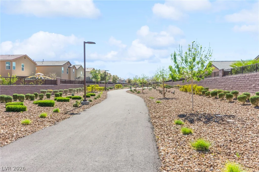 7847 Skyler Falls, North Las Vegas, NV 89084