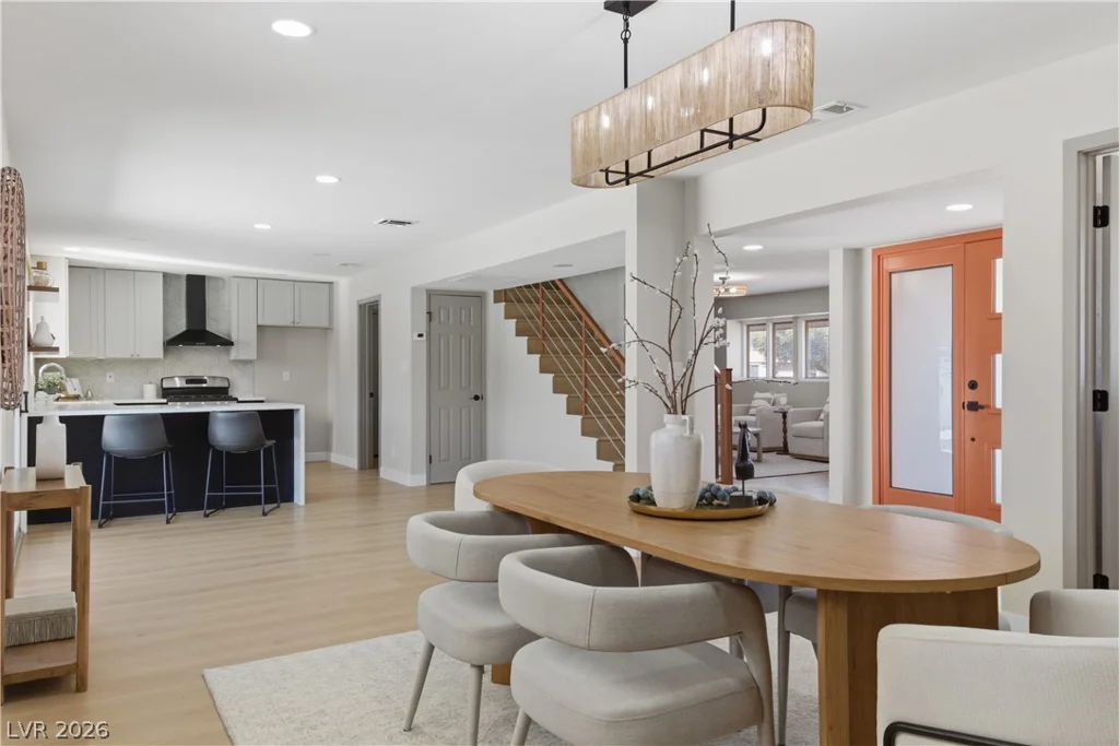 2000 Westlund, Las Vegas, NV 89102