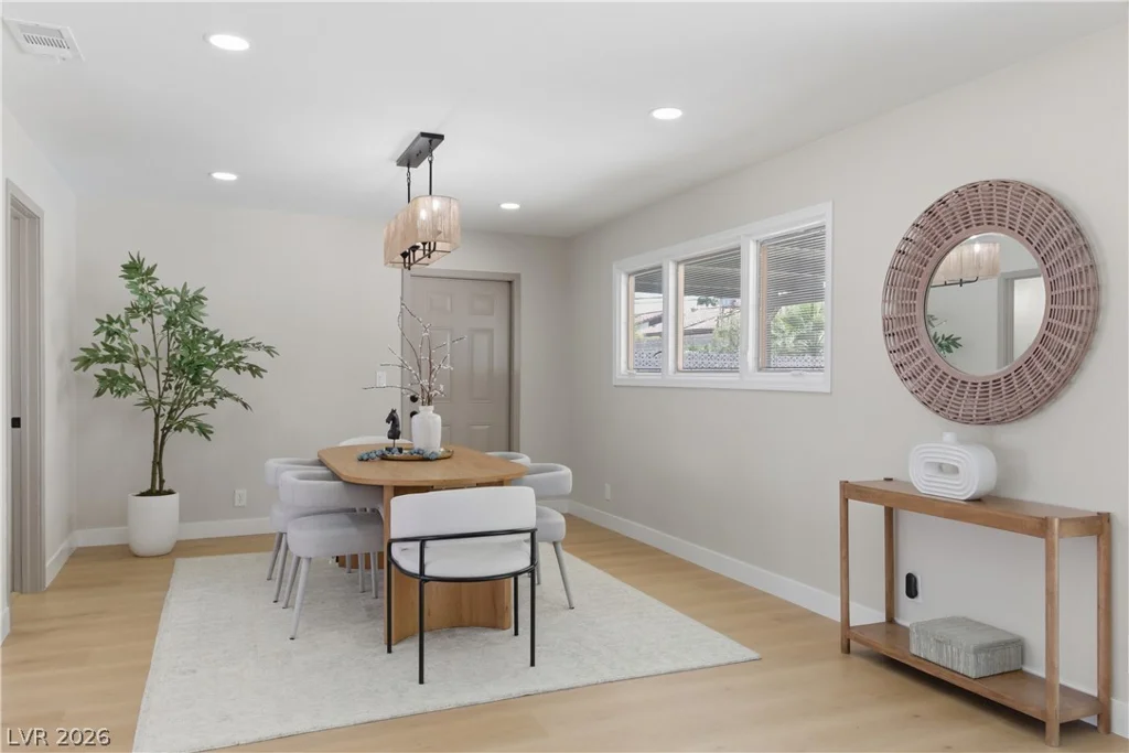 2000 Westlund, Las Vegas, NV 89102