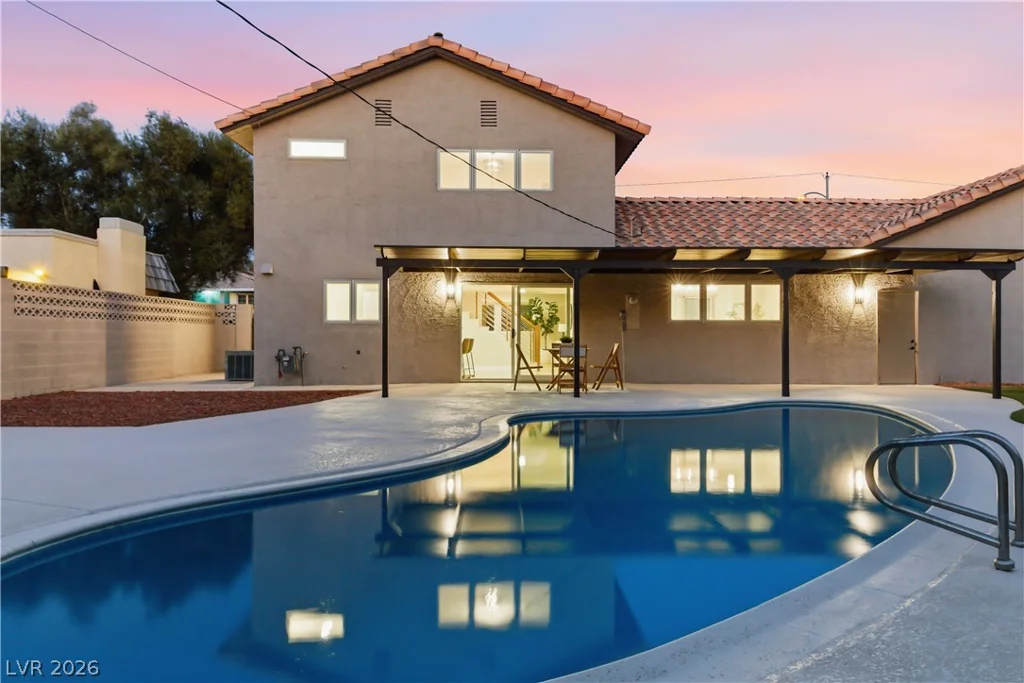 2000 Westlund, Las Vegas, NV 89102