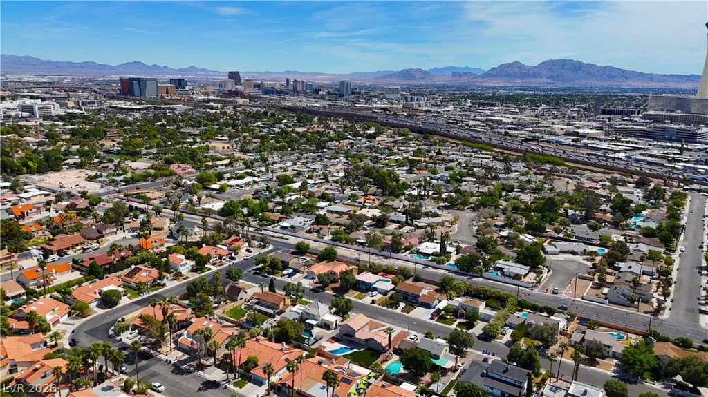 2000 Westlund, Las Vegas, NV 89102