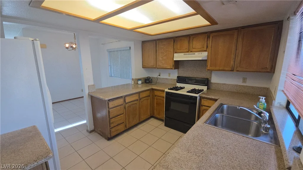 5312 Alpine, Las Vegas, NV 89107