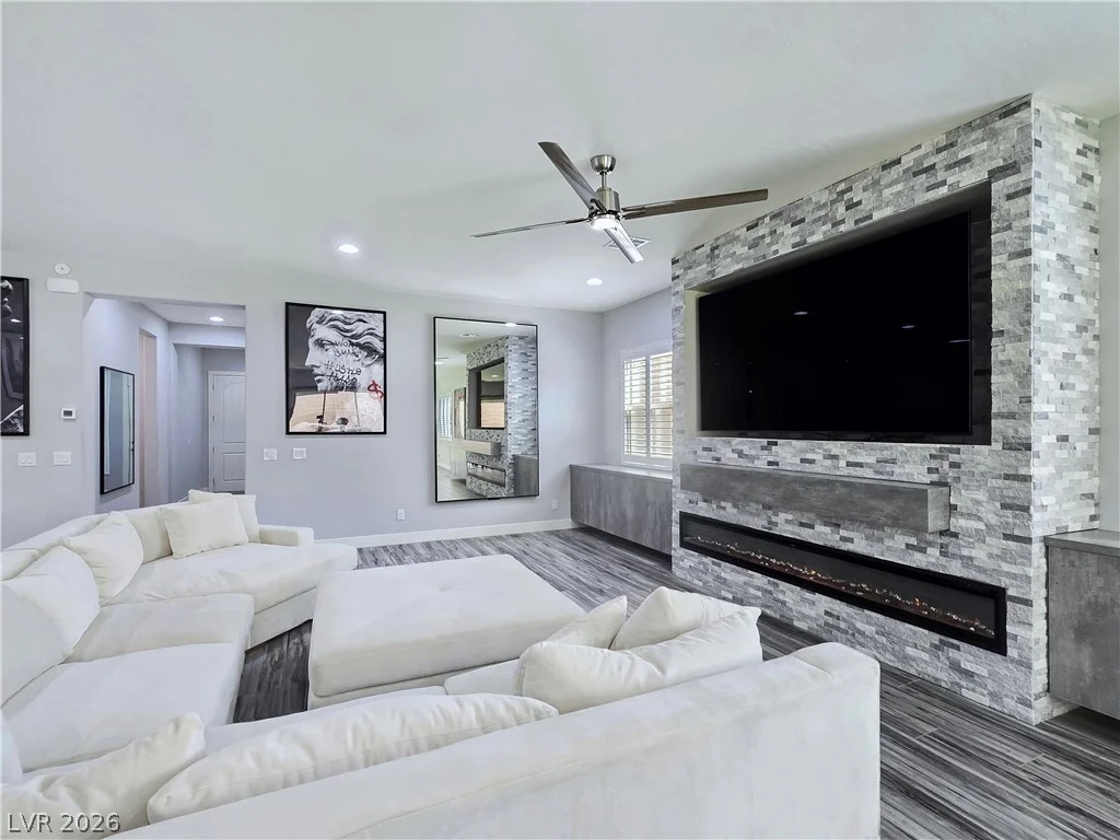 351 Dandelion Brook, Las Vegas, NV 89148