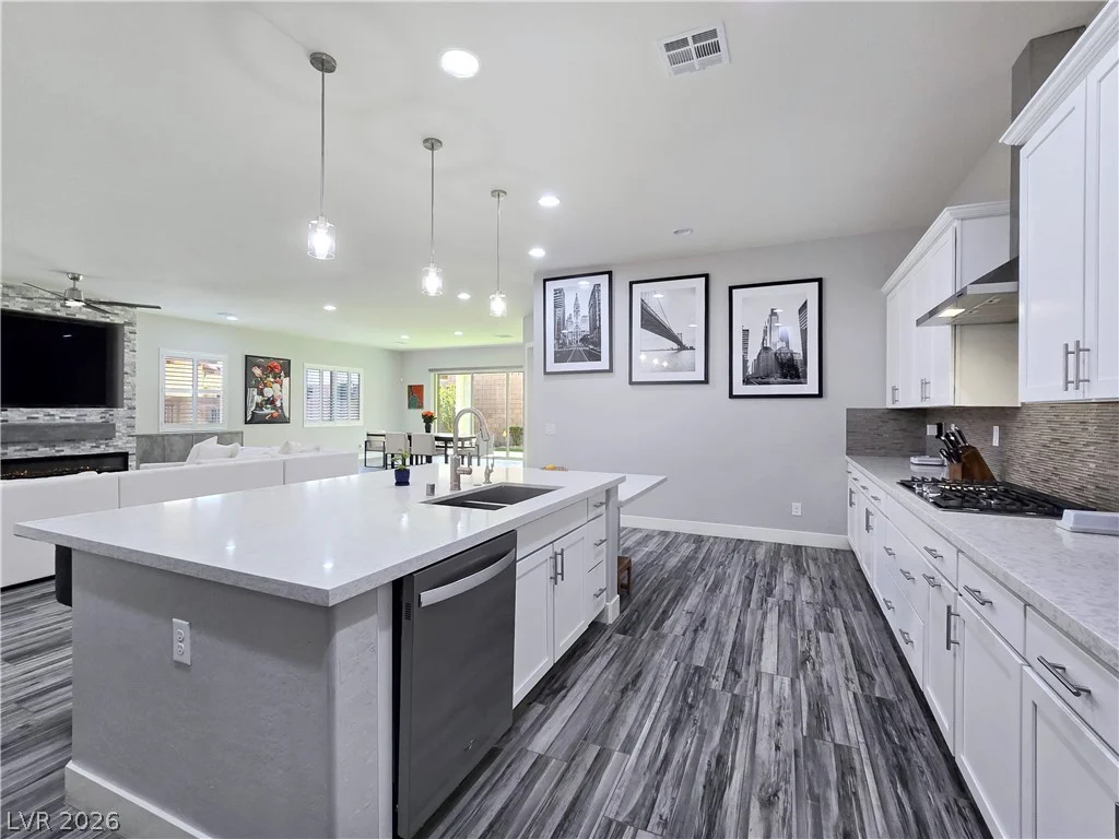 351 Dandelion Brook, Las Vegas, NV 89148