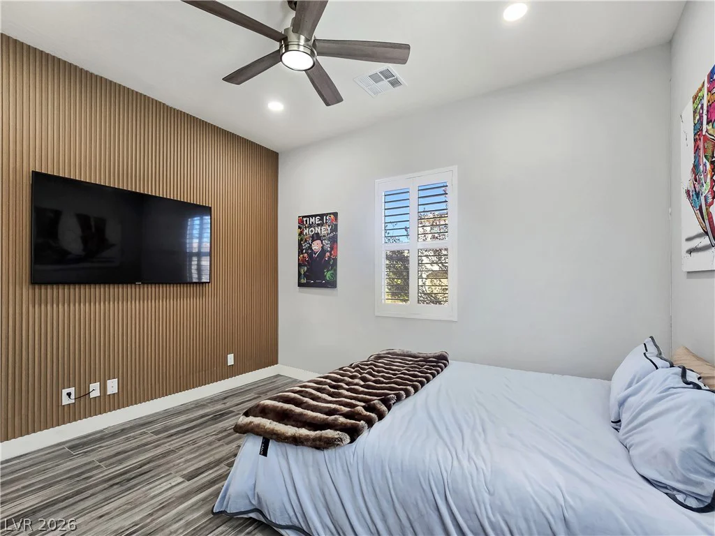 351 Dandelion Brook, Las Vegas, NV 89148