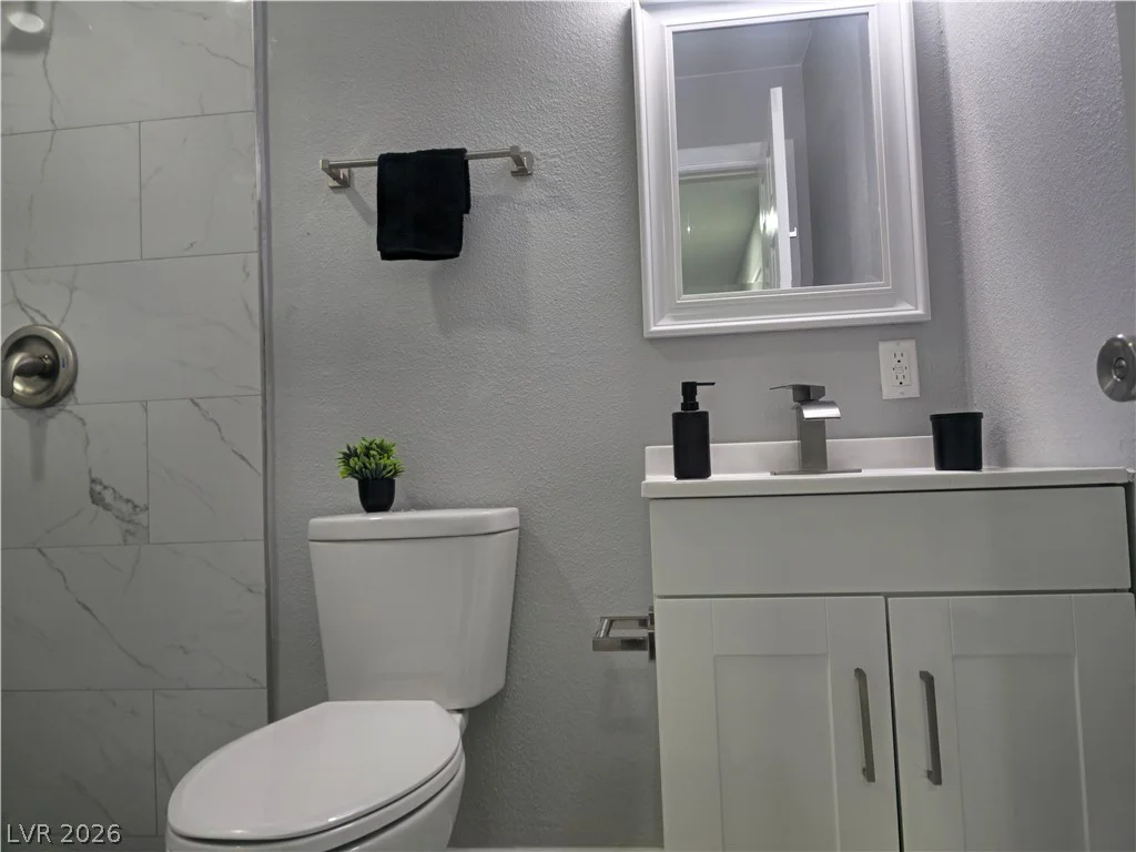 5230 Rou, Las Vegas, NV 89122