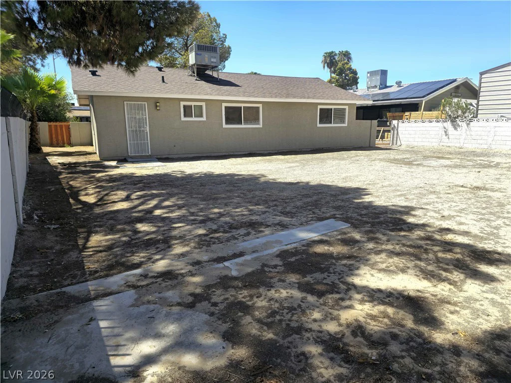 5230 Rou, Las Vegas, NV 89122