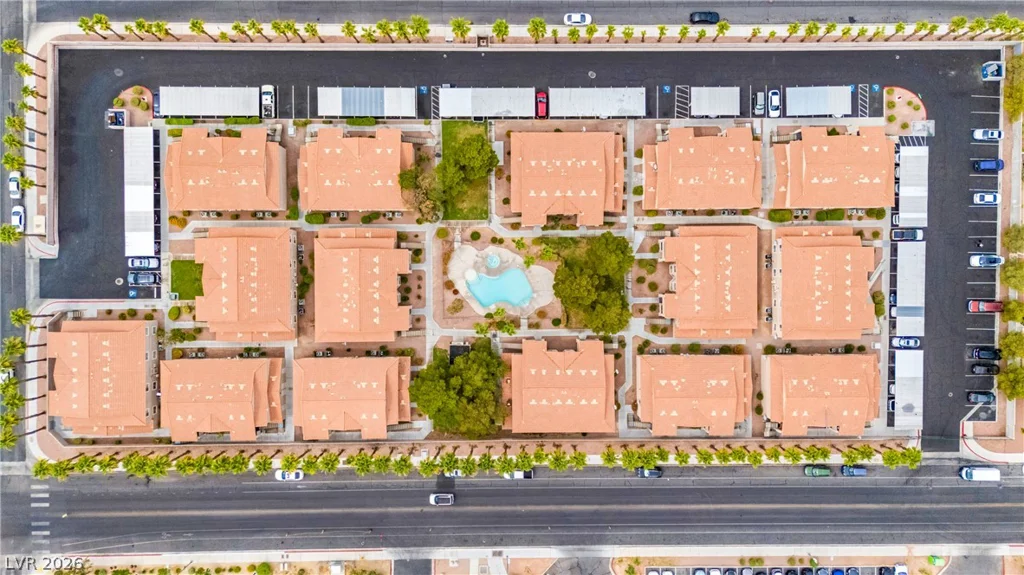 6553 McRae, Las Vegas, NV 89108