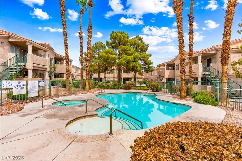 6553 McRae, Las Vegas, NV 89108
