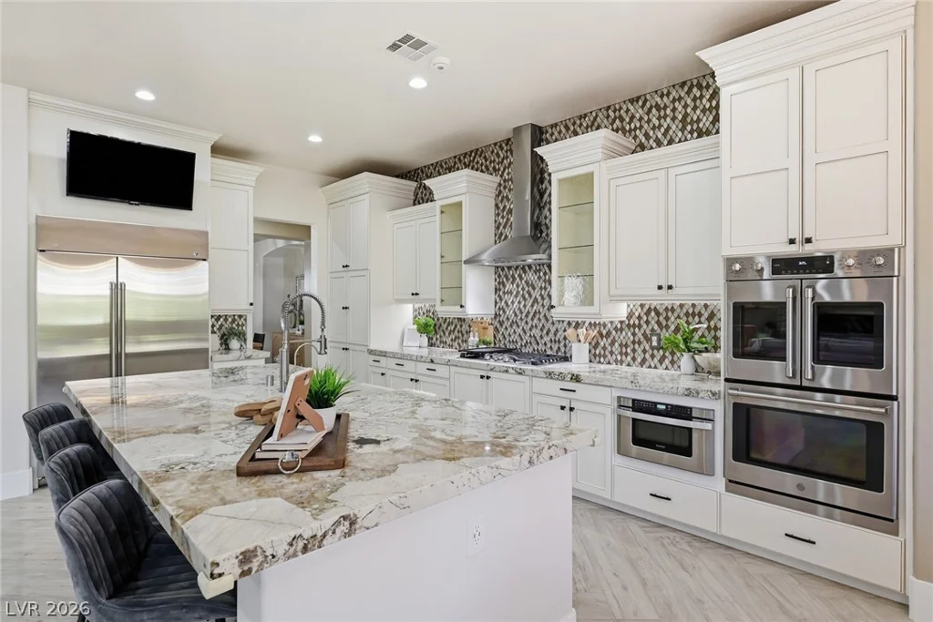 10820 Woodstream, Las Vegas, NV 89135