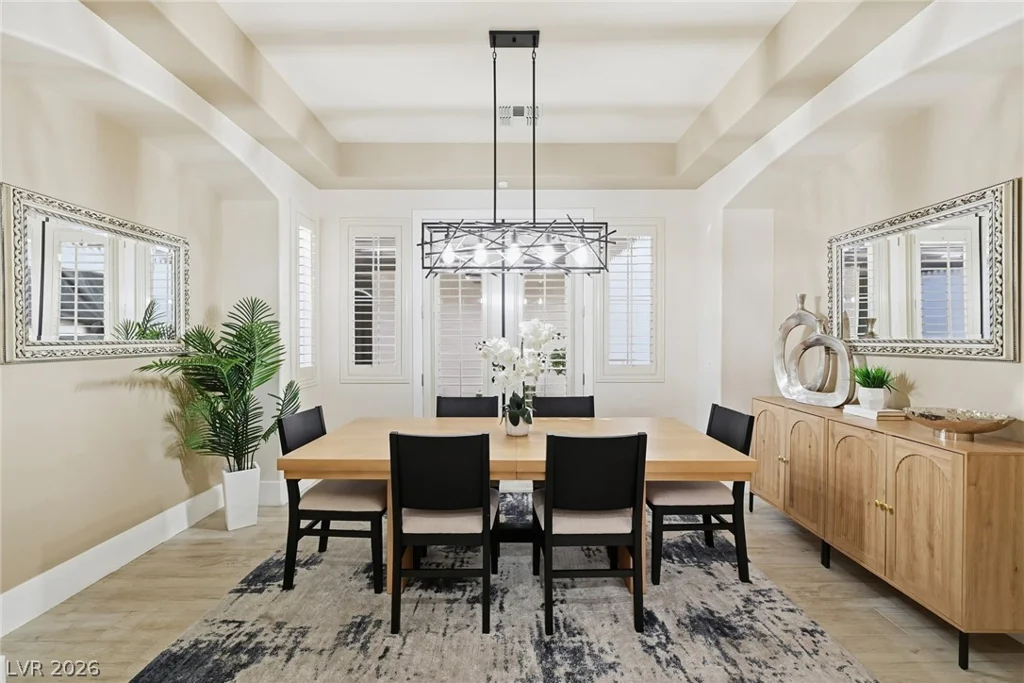 10820 Woodstream, Las Vegas, NV 89135