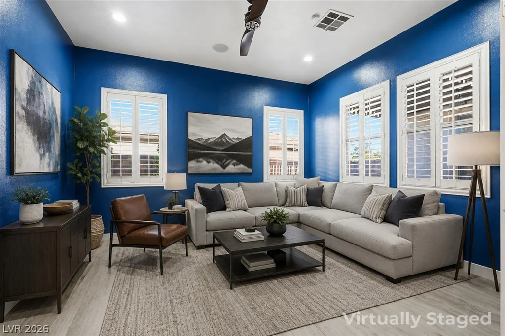 10820 Woodstream, Las Vegas, NV 89135