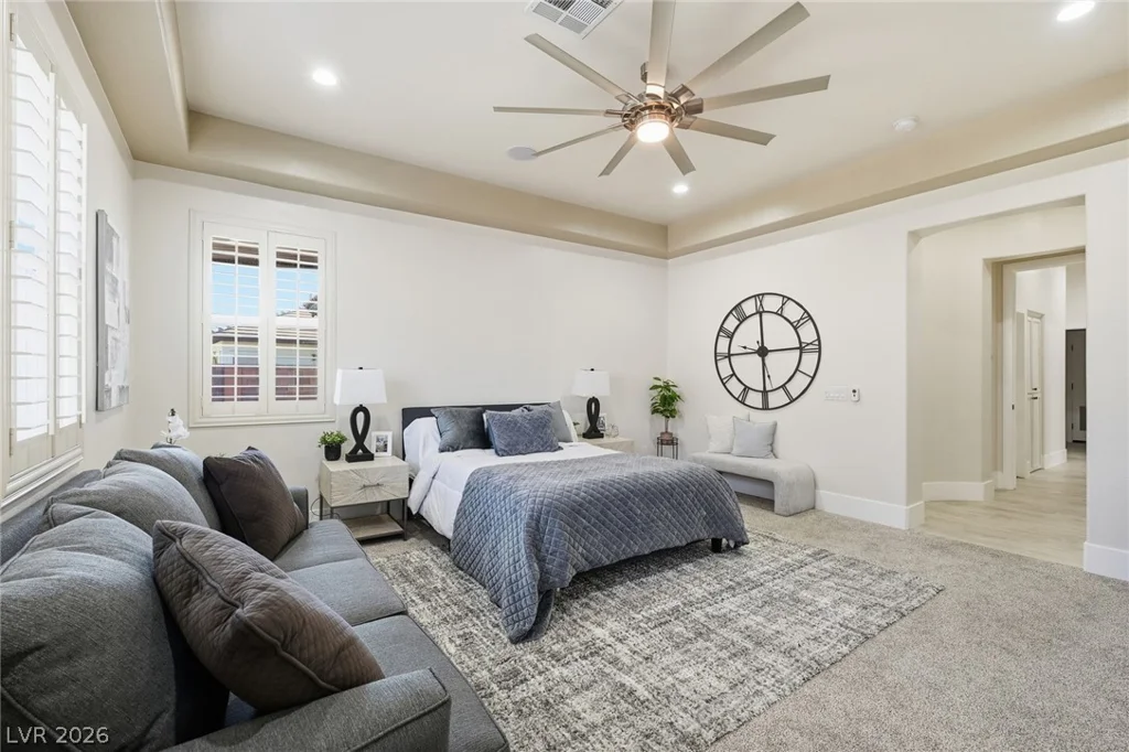 10820 Woodstream, Las Vegas, NV 89135