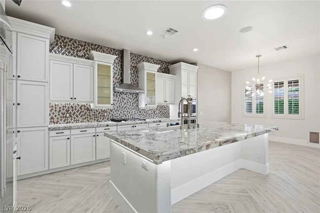 10820 Woodstream, Las Vegas, NV 89135