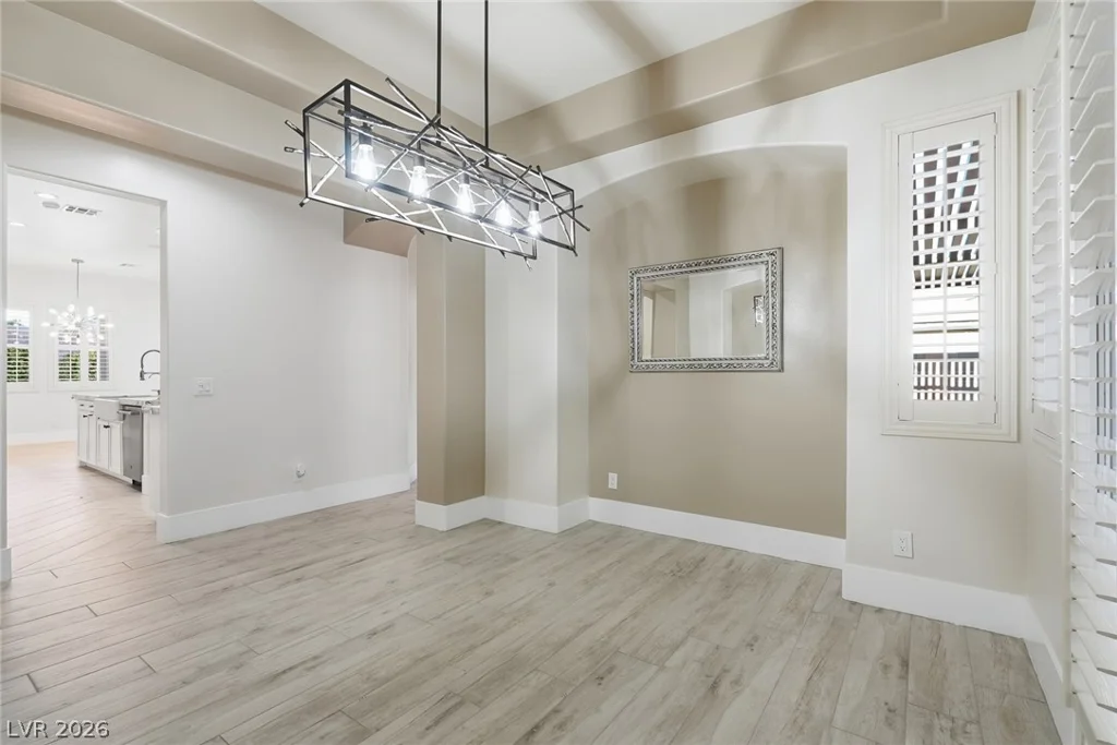 10820 Woodstream, Las Vegas, NV 89135