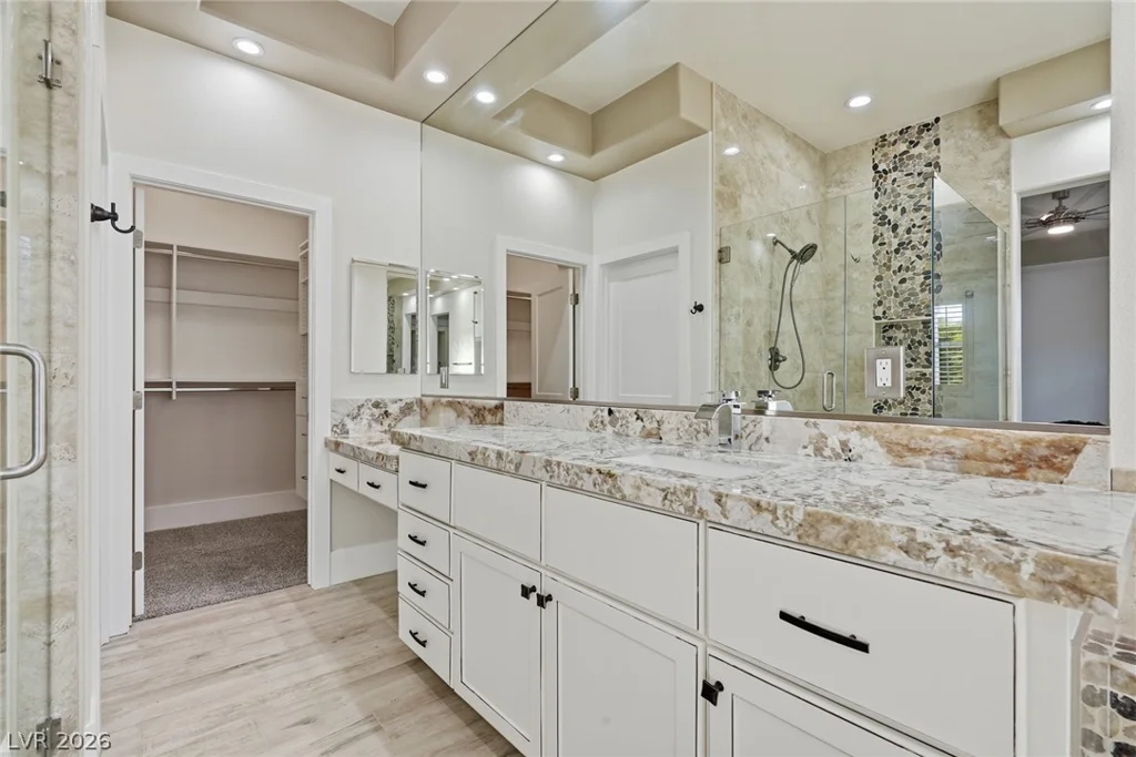 10820 Woodstream, Las Vegas, NV 89135