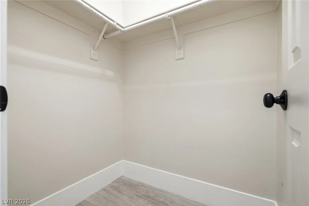 10820 Woodstream, Las Vegas, NV 89135