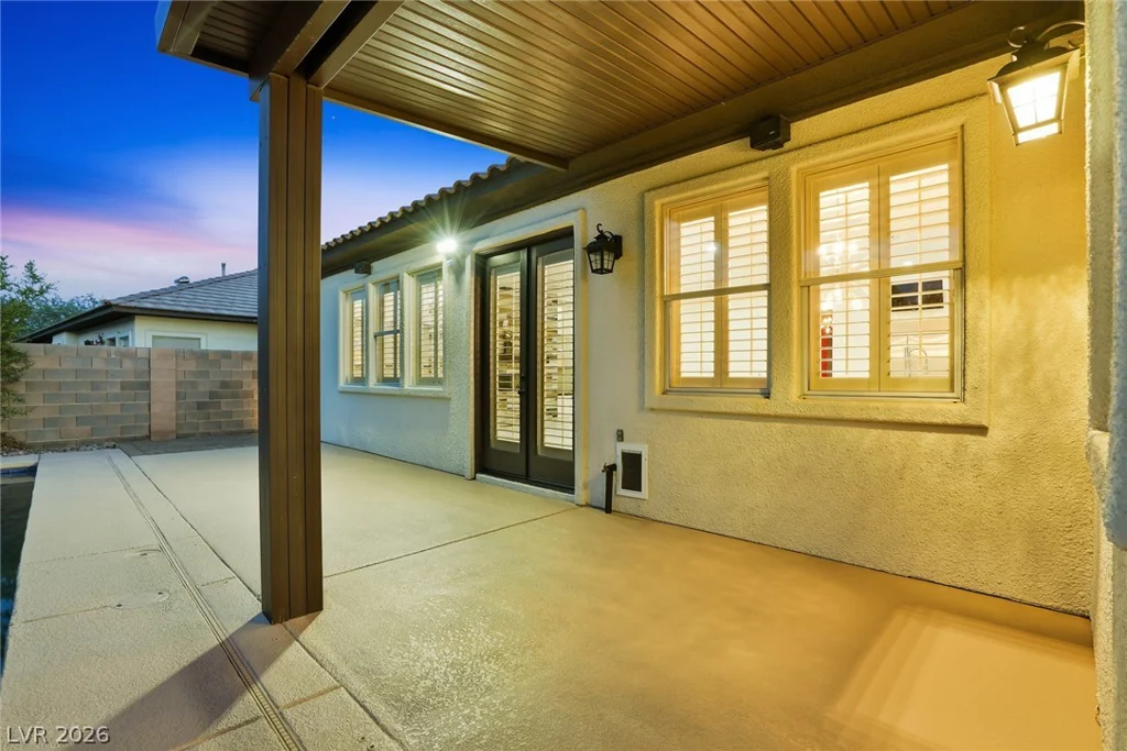 10820 Woodstream, Las Vegas, NV 89135
