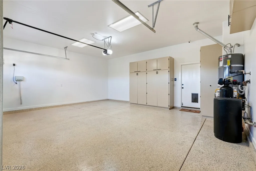 10820 Woodstream, Las Vegas, NV 89135