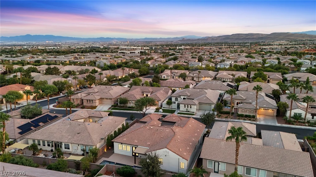 10820 Woodstream, Las Vegas, NV 89135