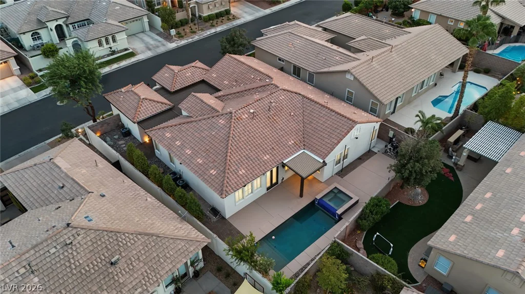 10820 Woodstream, Las Vegas, NV 89135