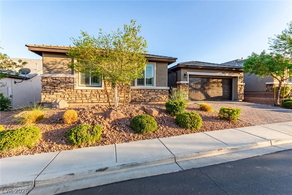 10407 Hemingway, Las Vegas, NV 89149