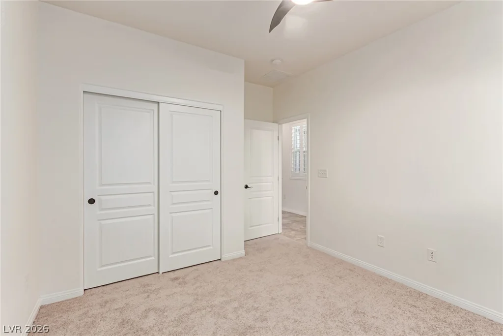 10407 Hemingway, Las Vegas, NV 89149
