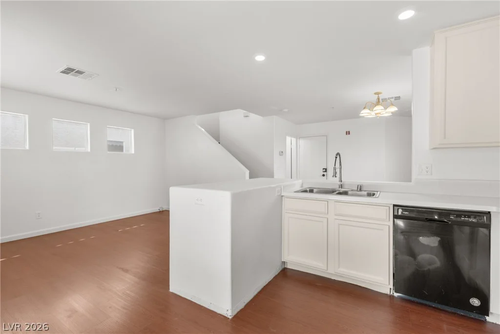 5730 Carmel Sand, North Las Vegas, NV 89031