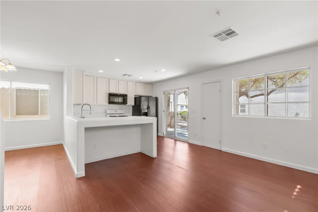 5730 Carmel Sand, North Las Vegas, NV 89031