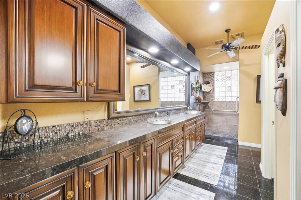 8271 Turtle Creek, Las Vegas, NV 89113