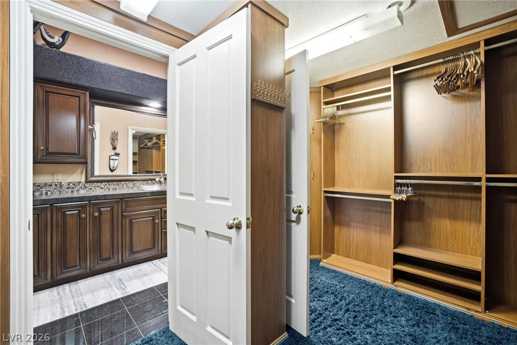 8271 Turtle Creek, Las Vegas, NV 89113