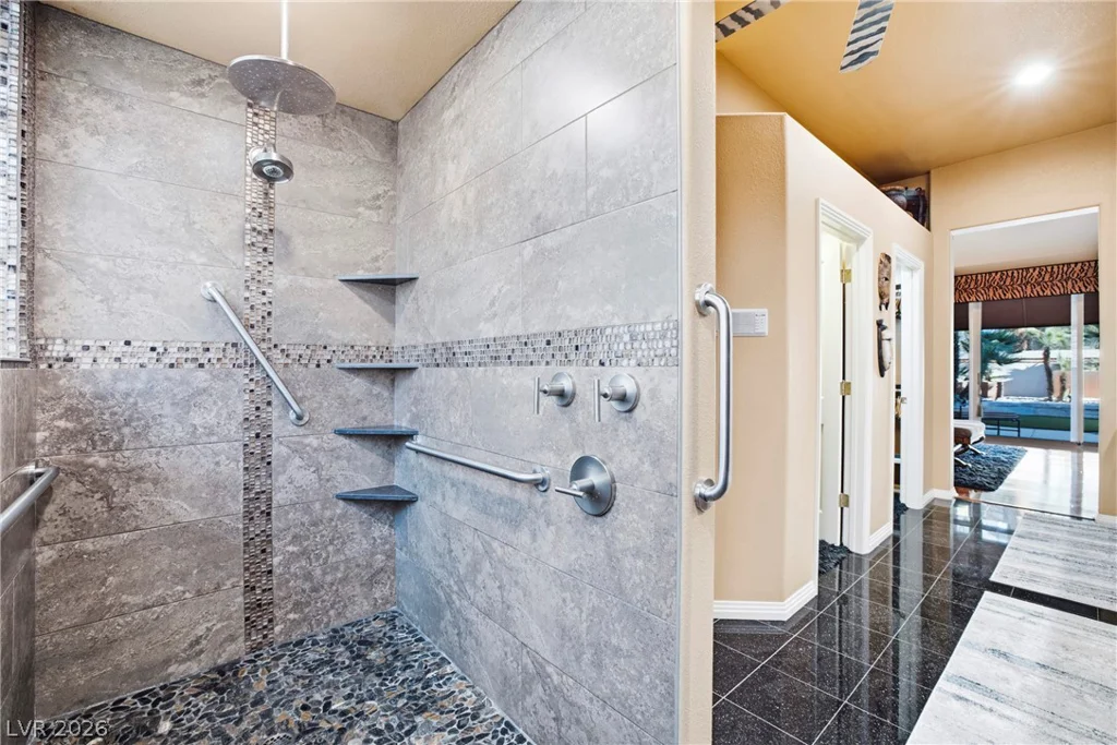 8271 Turtle Creek, Las Vegas, NV 89113