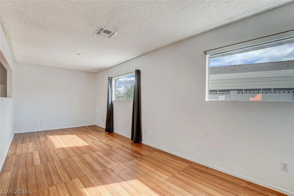 804 Larch, Las Vegas, NV 89145