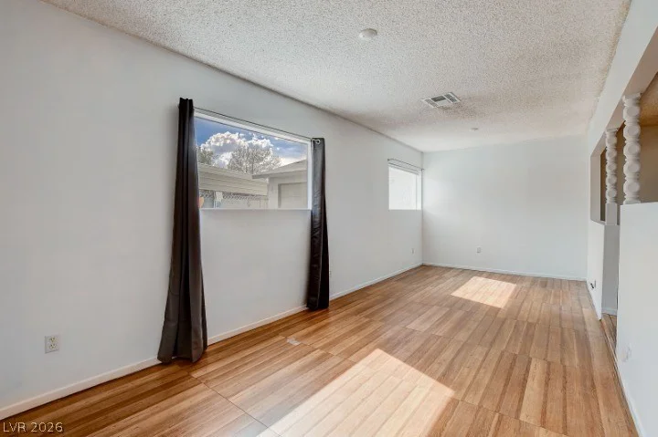 804 Larch, Las Vegas, NV 89145