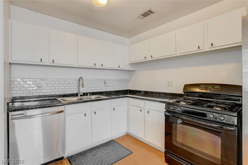 804 Larch, Las Vegas, NV 89145