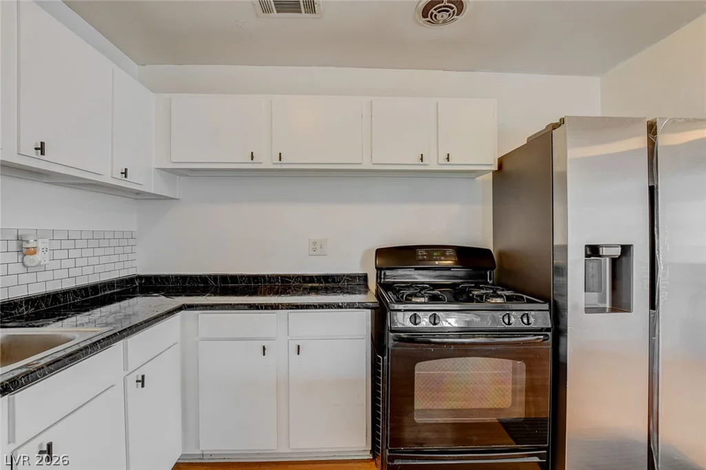 804 Larch, Las Vegas, NV 89145