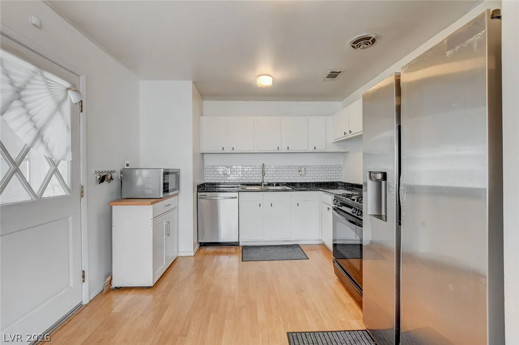 804 Larch, Las Vegas, NV 89145