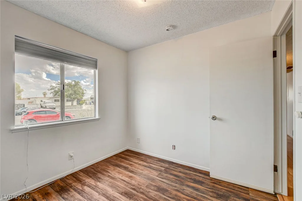 804 Larch, Las Vegas, NV 89145