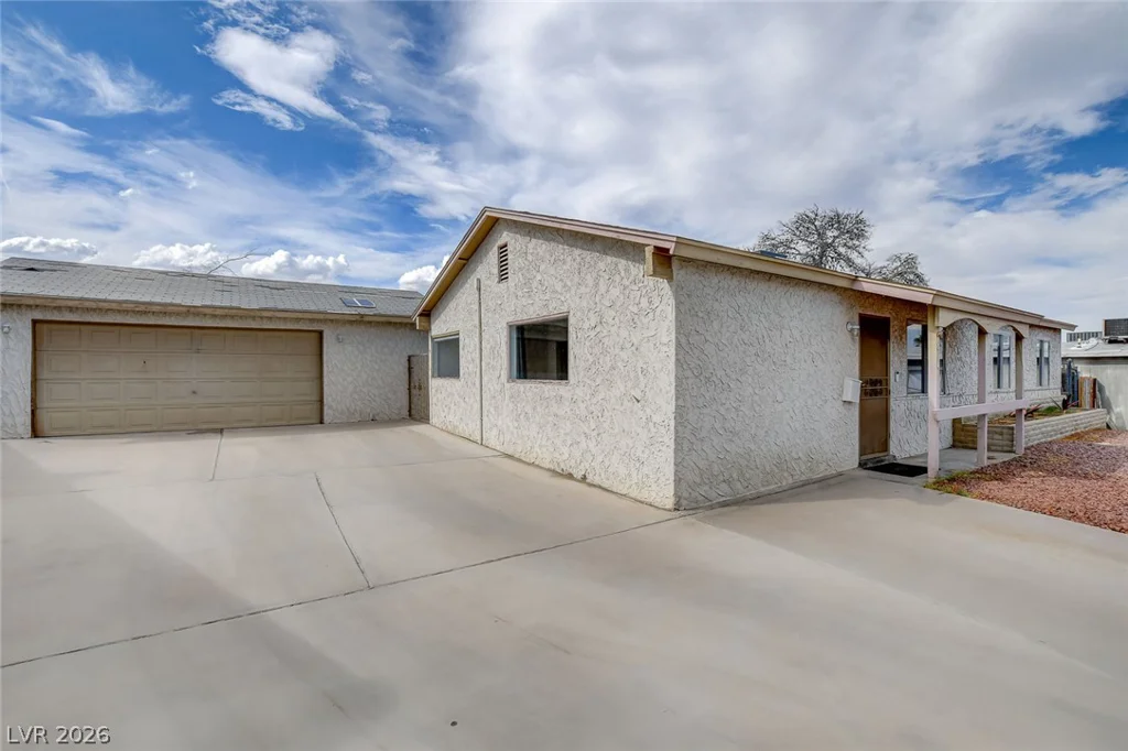 804 Larch, Las Vegas, NV 89145