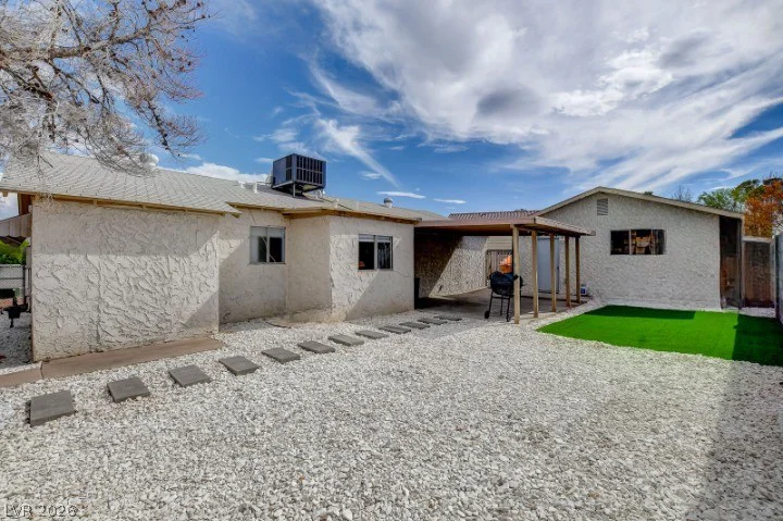 804 Larch, Las Vegas, NV 89145