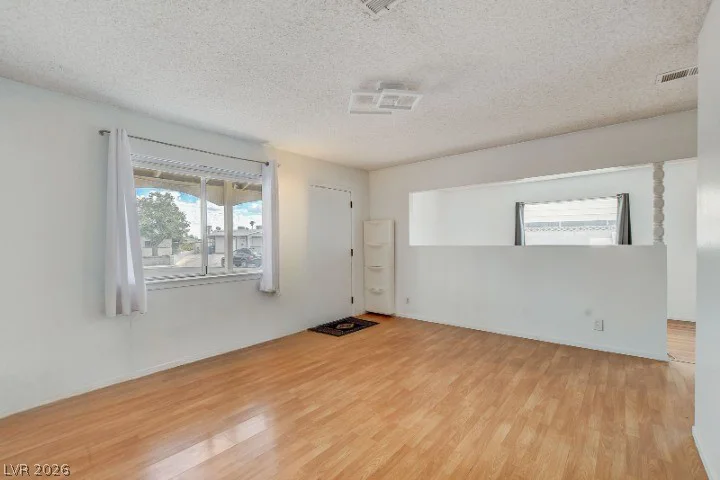 804 Larch, Las Vegas, NV 89145