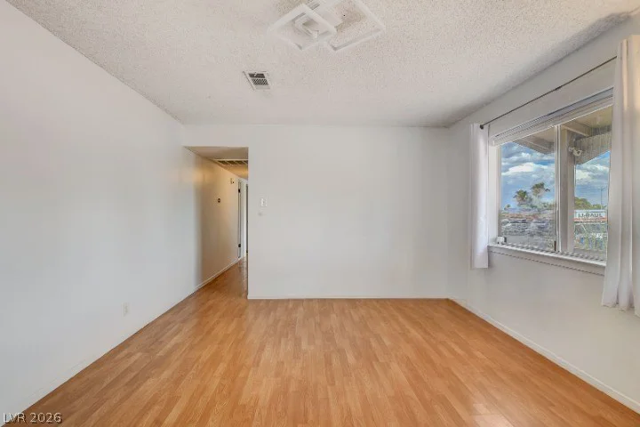 804 Larch, Las Vegas, NV 89145