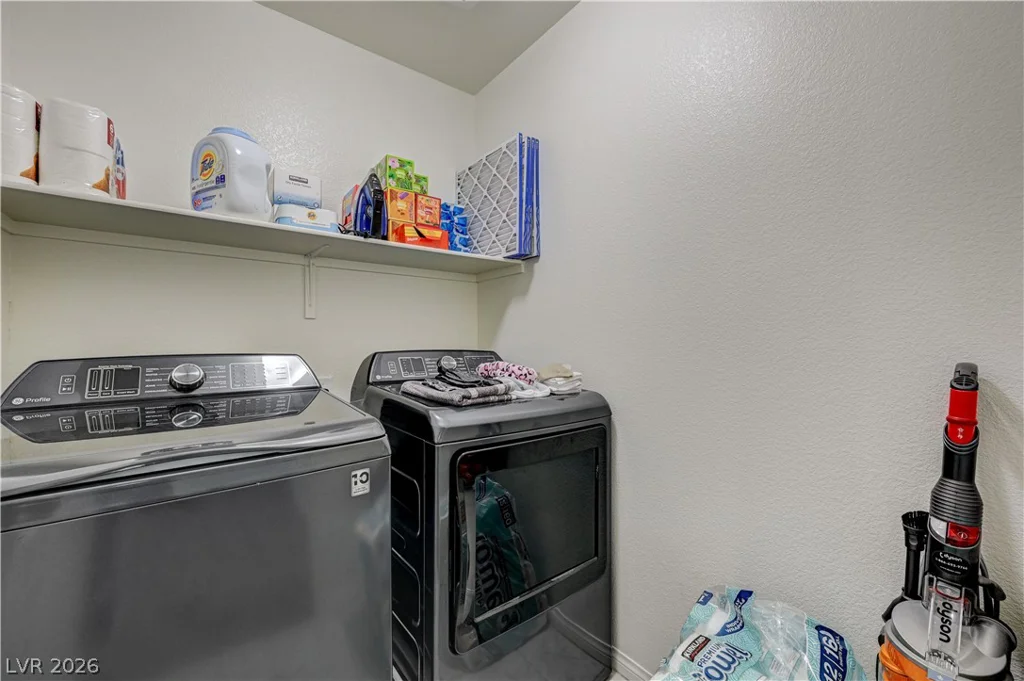 4417 Frias Falls, Las Vegas, NV 89141